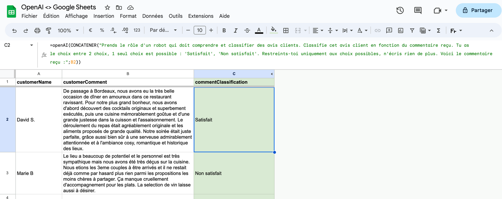 Google Sheets classant automatiquement des avis clients de restaurant en satisfait ou non satisfait grâce à une formule IA