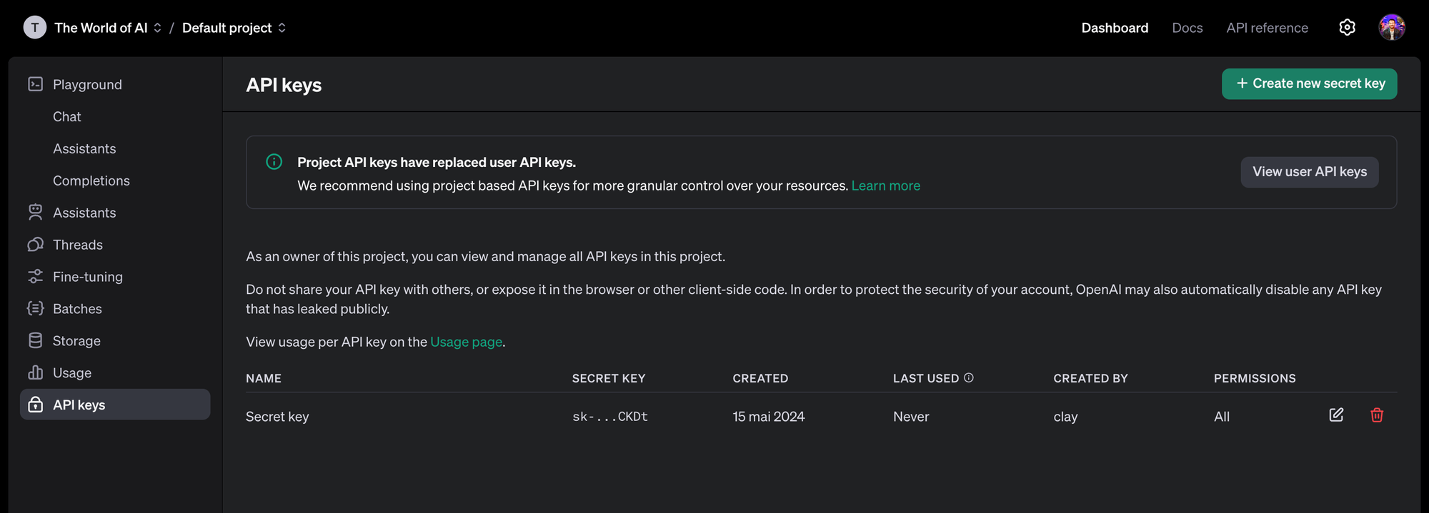 Page API keys de la plateforme OpenAI listant une clé secrète de projet, avec le bouton pour en créer une nouvelle